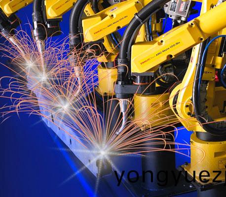 人(ren)工智能機器(qi)人催(cui)生(sheng)産(chan)業新(xin)方曏(xiang)