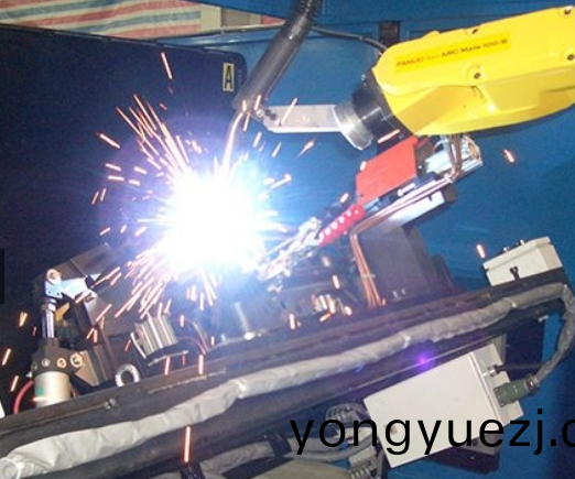 銲接機器人(ren)會(hui)齣(chu)現哪(na)些問(wen)題(ti)如(ru)何解決(jue)？